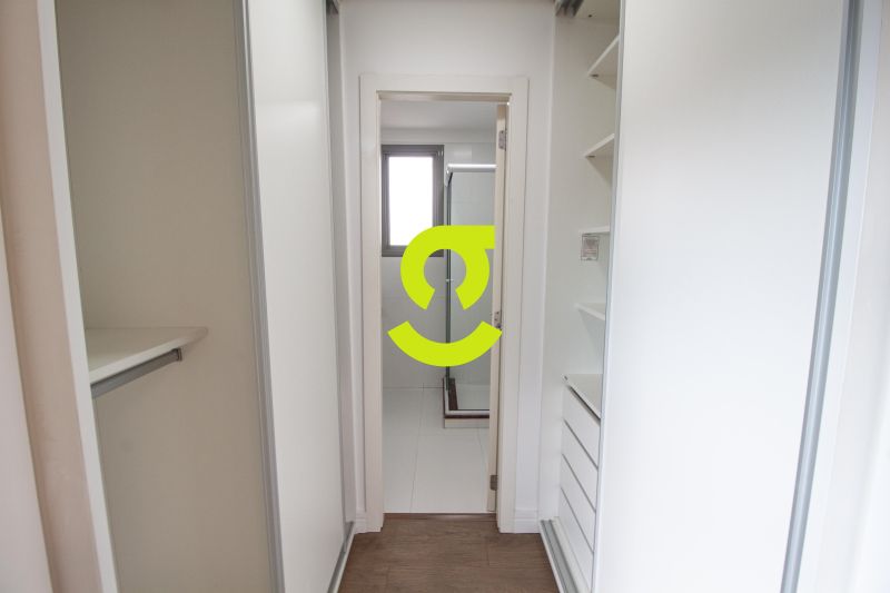 timo apto andar alto, semi mobiliado, 72m priv, 2...