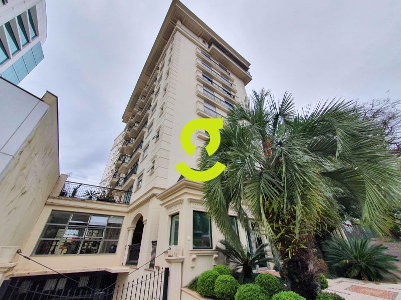 timo apto andar alto, semi mobiliado, 72m priv, 2...