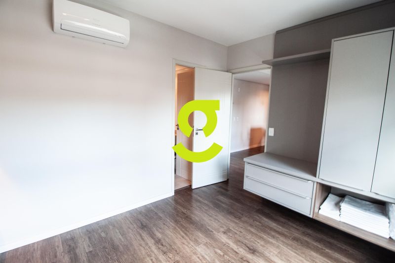 timo apto MOBILIADO, andar alto, ar condicionado,...