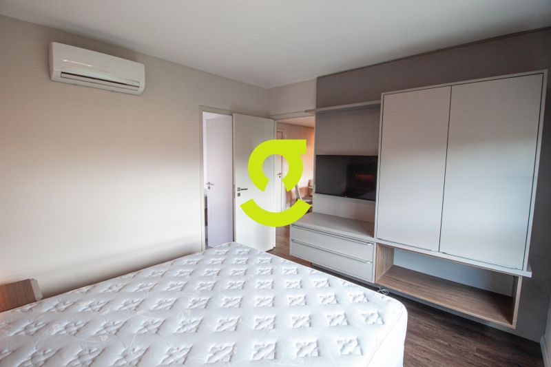 timo apto MOBILIADO, andar alto, ar condicionado,...