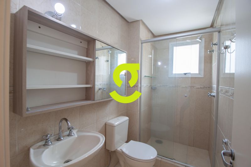 **89m de amplitude, sute, churrasqueira e duas v...