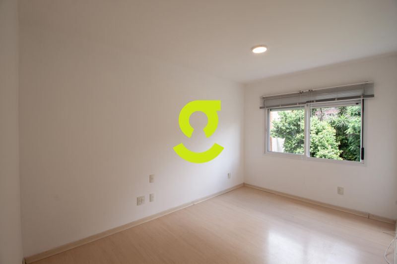 **89m de amplitude, sute, churrasqueira e duas v...