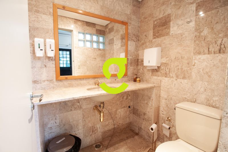 Excelente casa comercial de 300m pronta para clini...