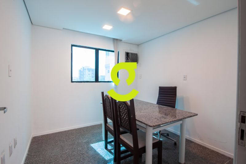 Excelente casa comercial de 300m pronta para clini...