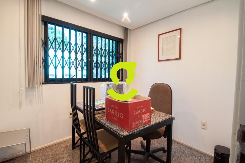 Excelente casa comercial de 300m pronta para clini...