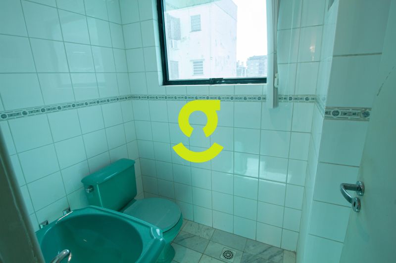 Excelente casa comercial de 300m pronta para clini...