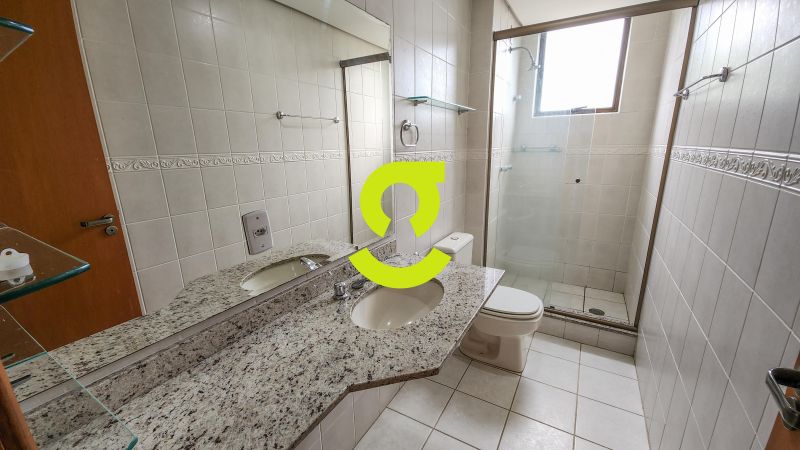 �timo apto reformado, andar alto, churrasqueira, 2...