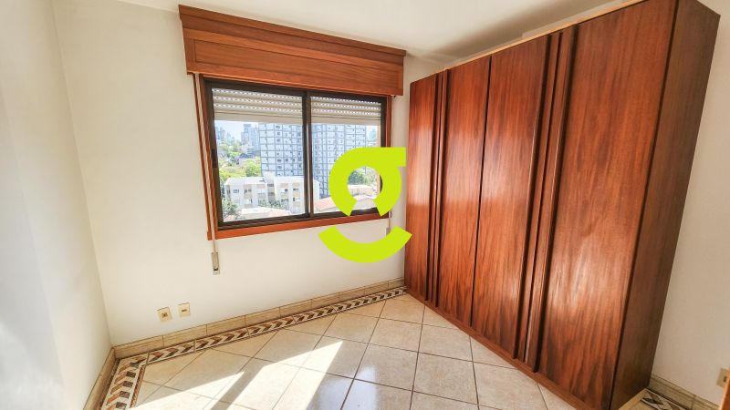 �timo apto, andar alto, 98m, semi mobiliado, 3 dor...