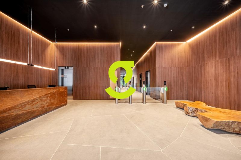 Laje corporativa inteira no NL 2800 - o topo do pa...