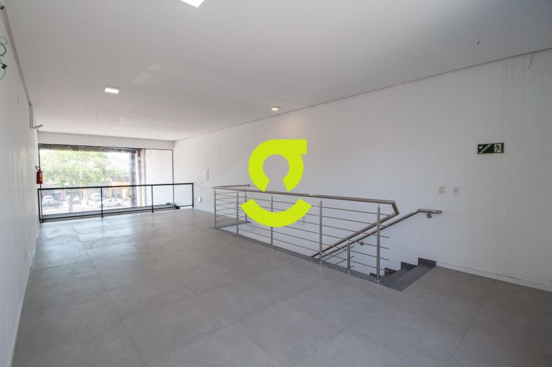 Ponto estrat�gico em mall comercial na principal a...