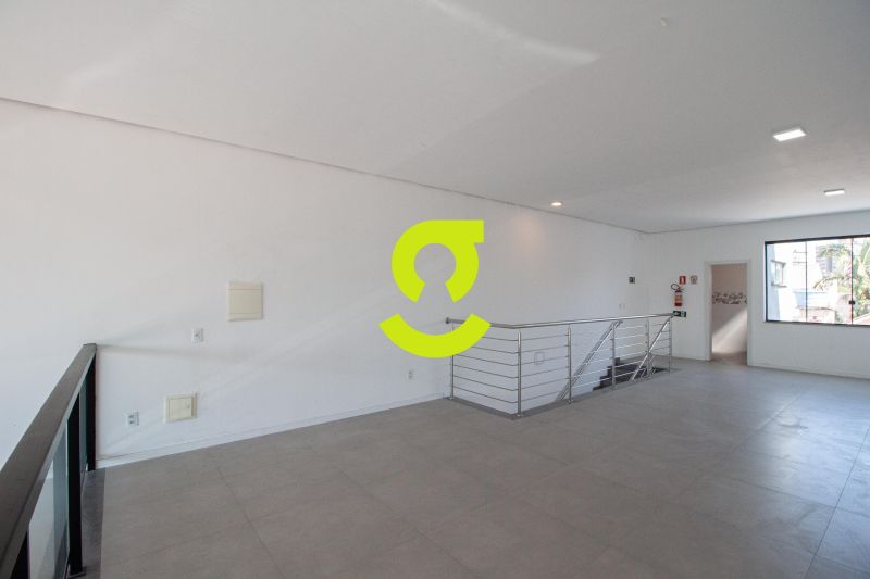 Ponto estrat�gico em mall comercial na principal a...