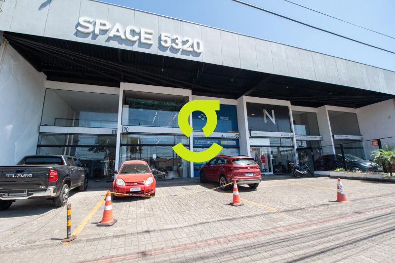 Ponto estrat�gico em mall comercial na principal a...