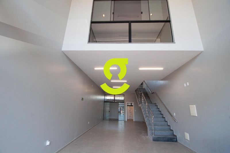 Ponto estrat�gico em mall comercial na principal a...