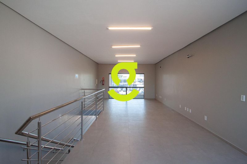 Ponto estrat�gico em mall comercial na principal a...