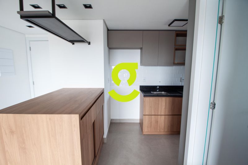 �timo apto NOVO, 45m priv, andar alto, semi mobili...