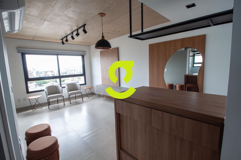 �timo apto NOVO, 45m priv, andar alto, semi mobili...