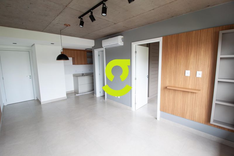 �timo apto NOVO, 45m priv, andar alto, semi mobili...