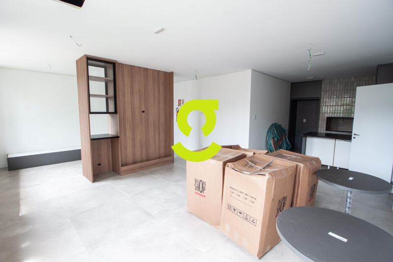 �timo apto NOVO, 45m priv, andar alto, semi mobili...