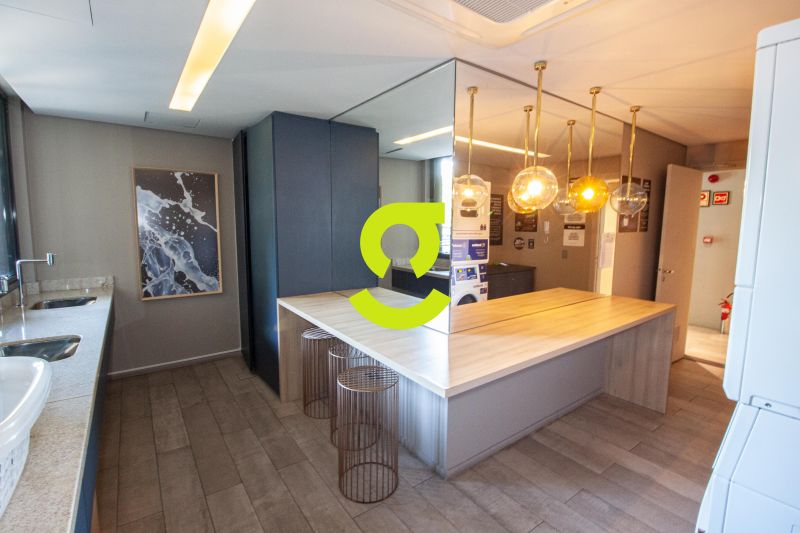 �timo loft MOBILIADO, com terra�o privativo, vaga ...