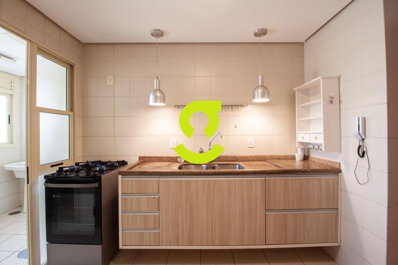 Amplitude, localiza��o nobre e infraestrutura comp...