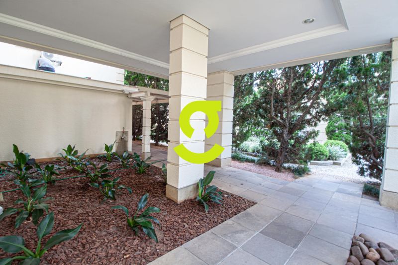 Amplitude, localiza��o nobre e infraestrutura comp...