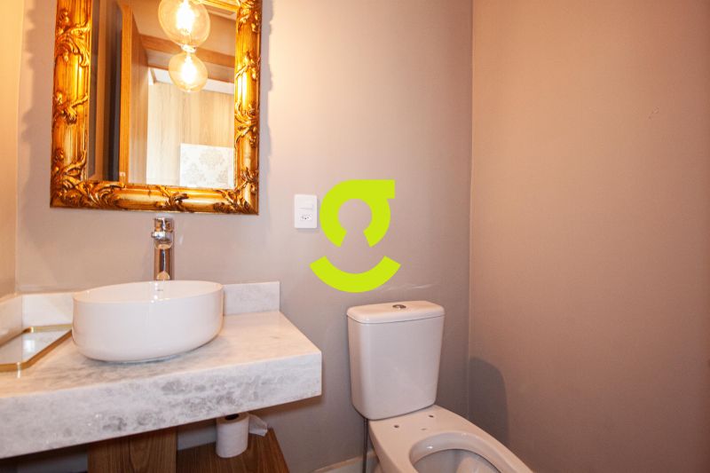 Espetacular apto MOBILIADO, 154m priv, sacada para...