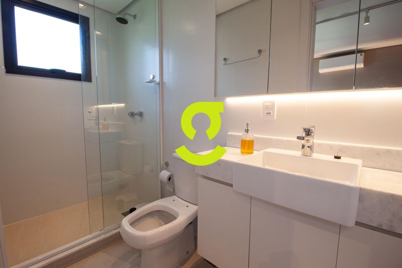 Espetacular apto MOBILIADO, 154m priv, sacada para...