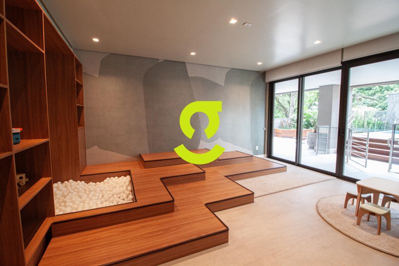 Espetacular apto MOBILIADO, 154m priv, sacada para...