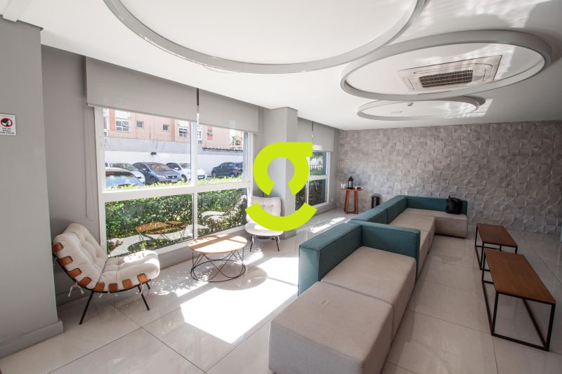 �timo loft semi mobiliado, andar alto, vaga e infr...