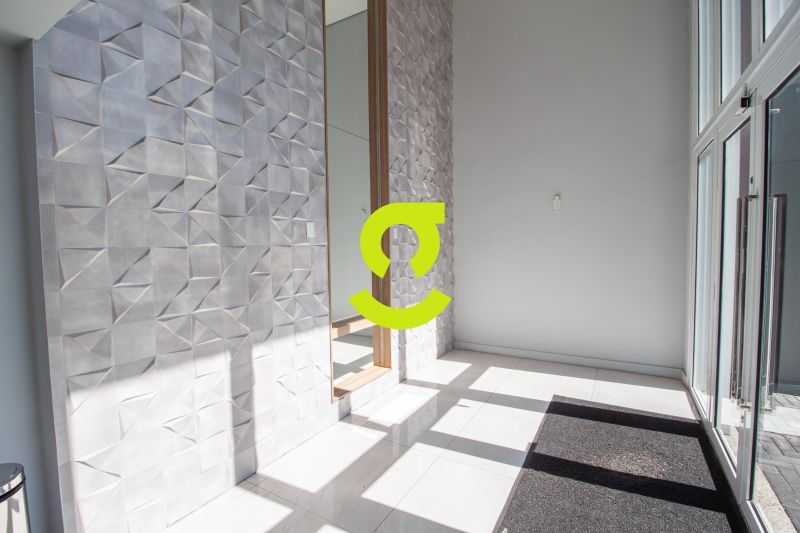 �timo loft semi mobiliado, andar alto, vaga e infr...