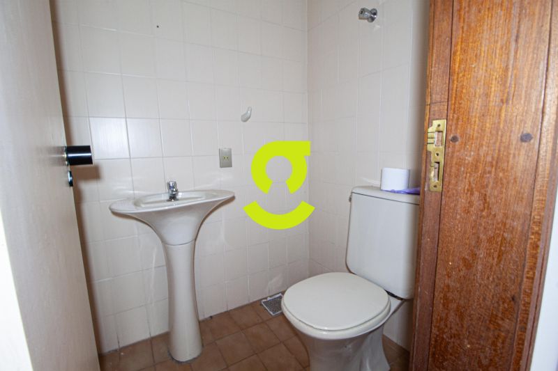 Investimento inteligente: sala com vaga em localiz...