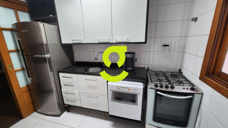 Apto MOBILIADO, 3 Dorm, ar em todo ambientes, saca...