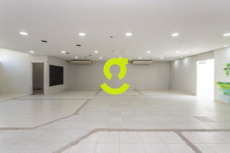 Loja comercial para loca��o com 171m�, p� direito ...