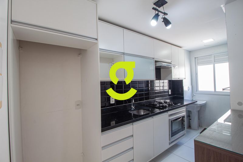 Apartamento 2 Dormit�rios com Planejados e Ar + Va...