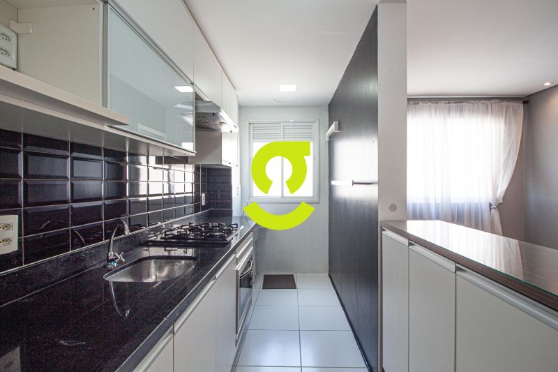 Apartamento 2 Dormit�rios com Planejados e Ar + Va...