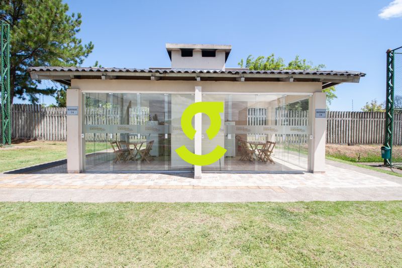 Apartamento 2 Dormit�rios com Planejados e Ar + Va...