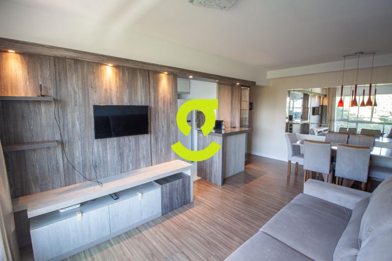 Excelente apto MOBILIADO, andar alto, 79m priv, 3 ...