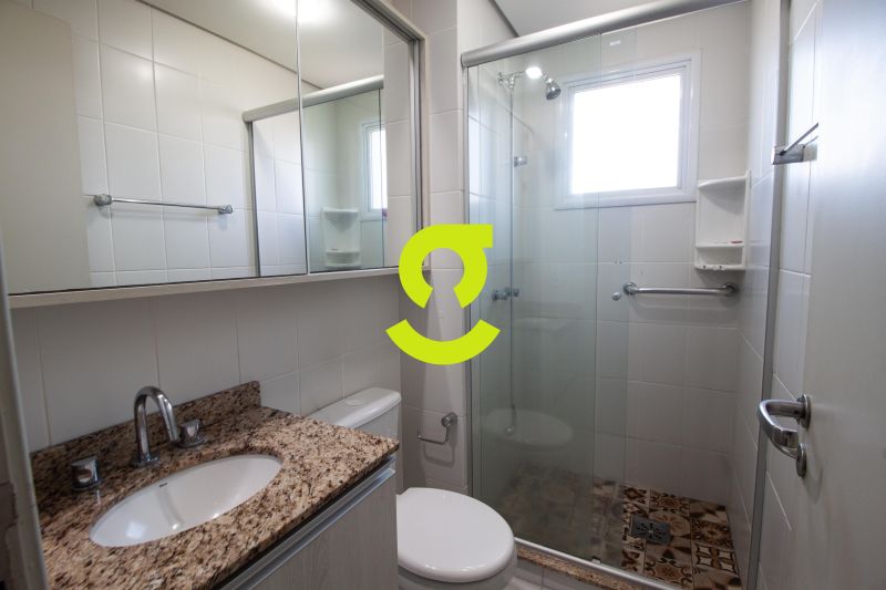 Excelente apto MOBILIADO, andar alto, 79m priv, 3 ...