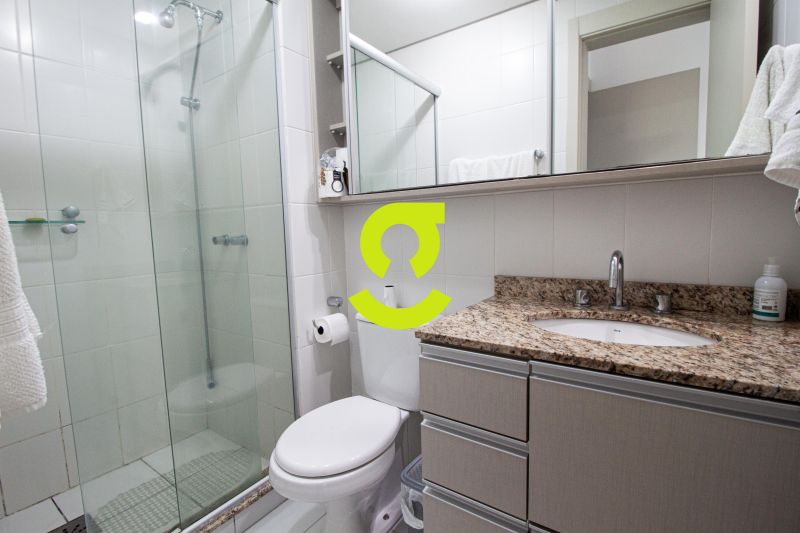 Excelente apto MOBILIADO, andar alto, 79m priv, 3 ...