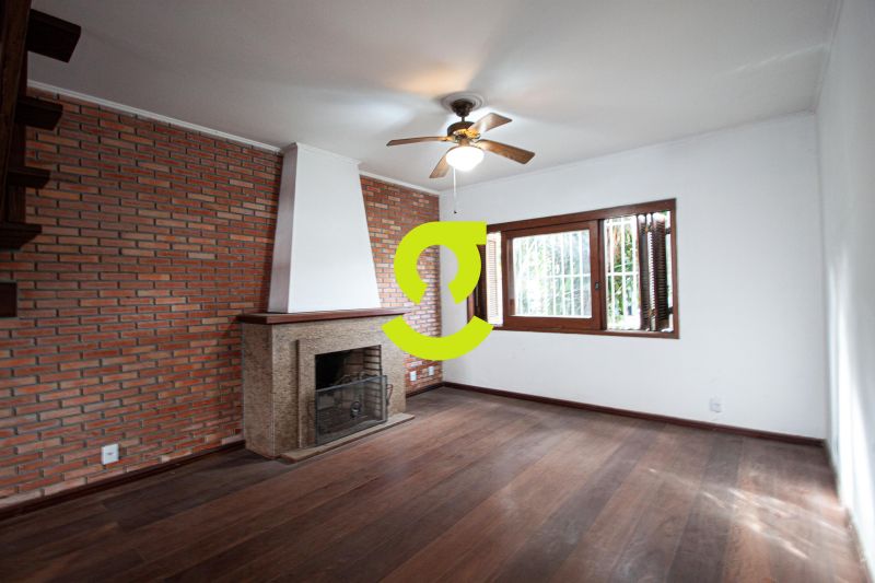 Casa 224m� com Piscina e Su�te com Hidromassagem -...