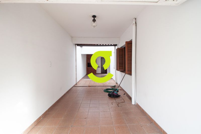 Casa 224m� com Piscina e Su�te com Hidromassagem -...