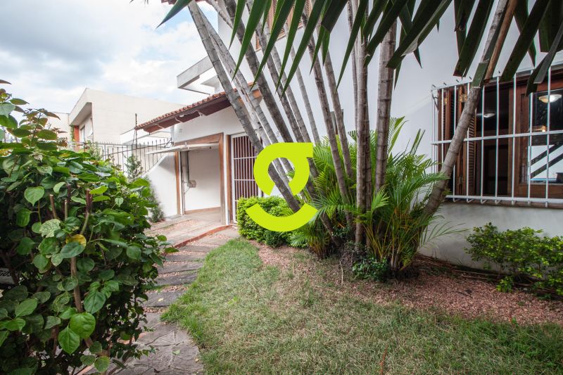 Casa 224m� com Piscina e Su�te com Hidromassagem -...