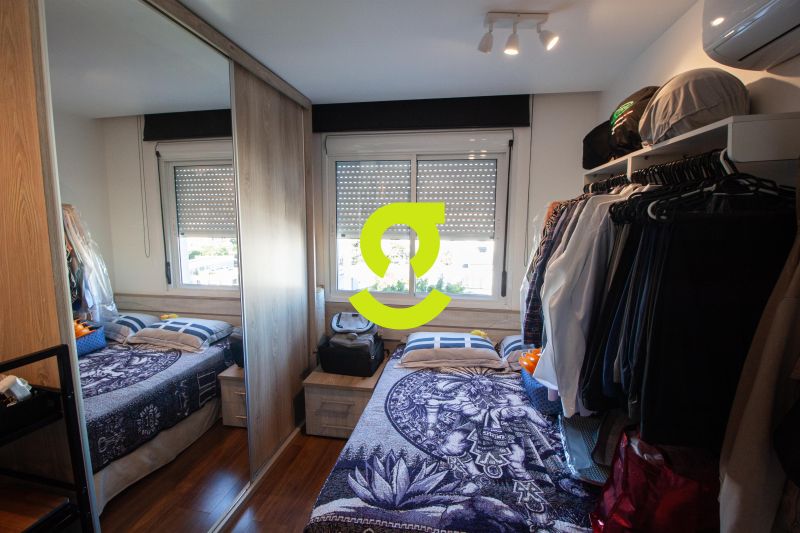 �timo apto MOBILIADO, andar alto, 72m priv, ar con...