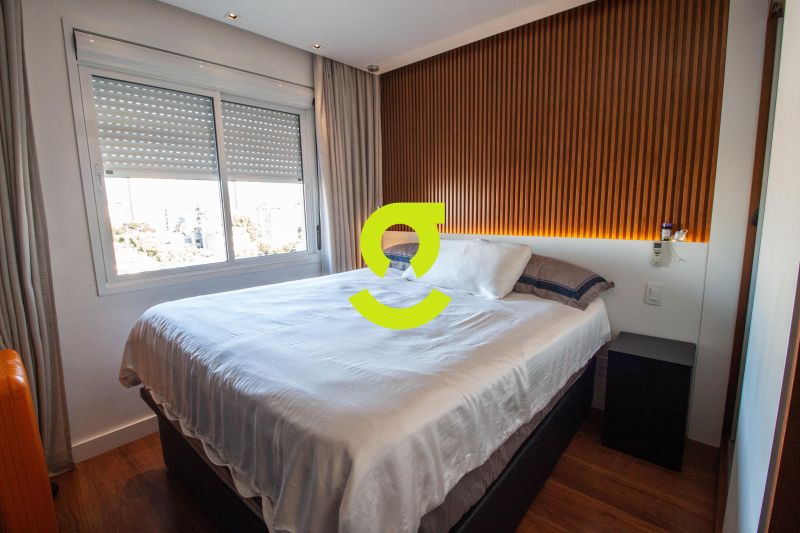 �timo apto MOBILIADO, andar alto, 72m priv, ar con...