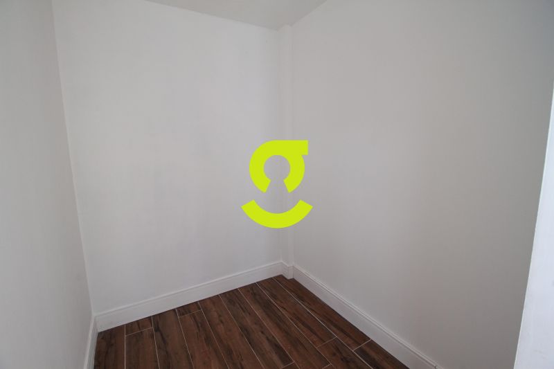 �tima casa em condom�nio, dois andares, 3 dorm, su...