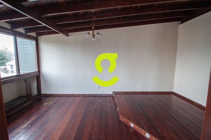 Cobertura com 150m priv, 2 dorm, lavabo, churrasqu...