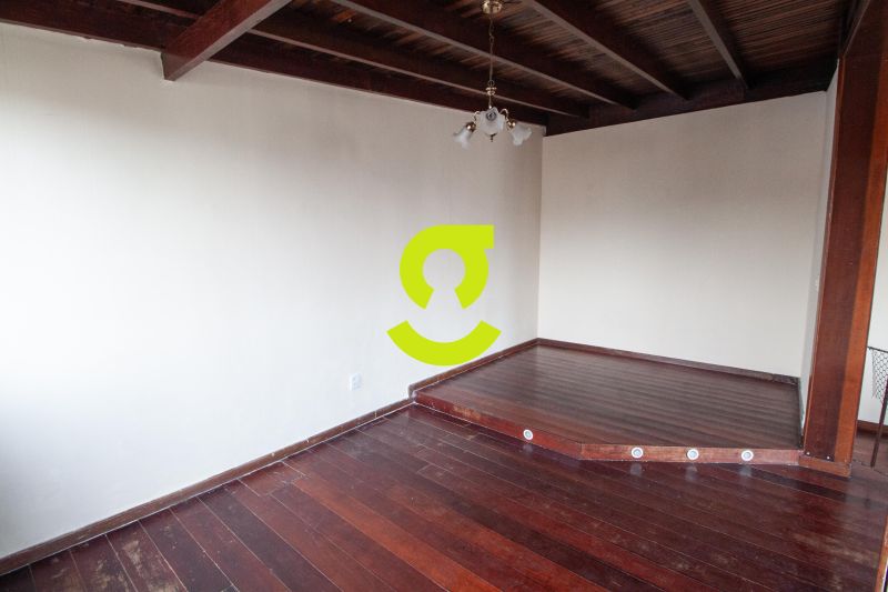 Cobertura com 150m priv, 2 dorm, lavabo, churrasqu...