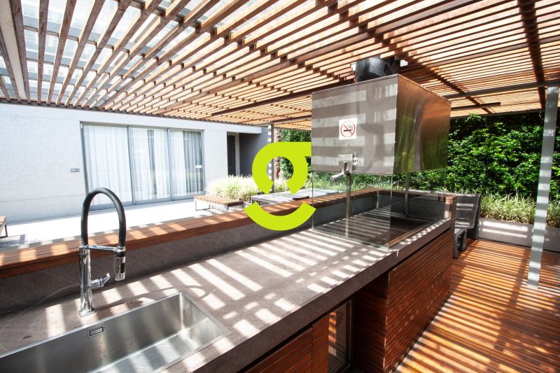 �timo loft em andar alto, 35m priv, vista definida...