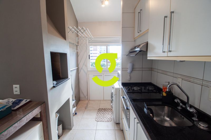 �timo apto duplex, MOBILIADO, p� direito duplo, la...