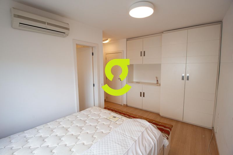 �timo apto duplex, MOBILIADO, p� direito duplo, la...